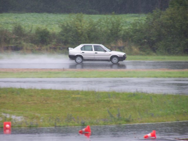 dreux080707113.jpg